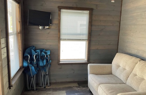 Pearl River House | Tiny Homes for Rent, minutes to the Casino, Golf Course & Water Park