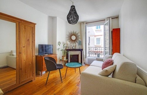 Champs-Elysees Apartment | Tiny House Champs Elysées