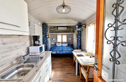 Moussais-la-Bataille Other | Tiny house du jardin des rêves