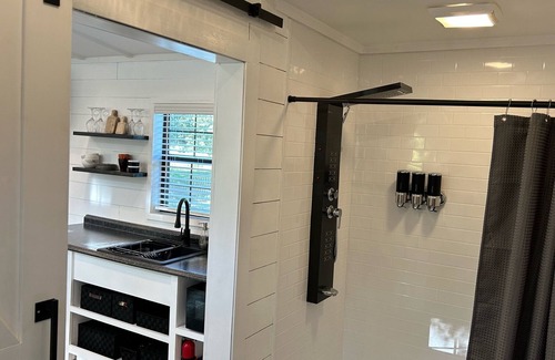 Ardmore House | Tiny House for two nestled under massive oaks in Southern Oklahoma.