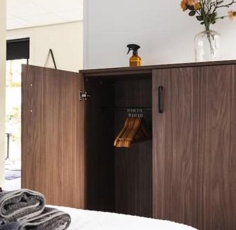 Voorthuizen Ski Chalet | Tiny House 'Het Berkenhuisje'