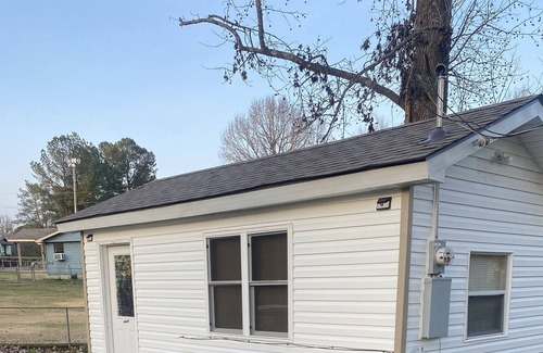 Wright House | Tiny house in country setting
