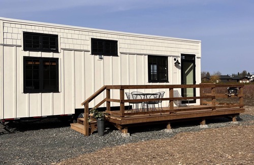 Yarrow Cottage | Tiny house located on a flower farm