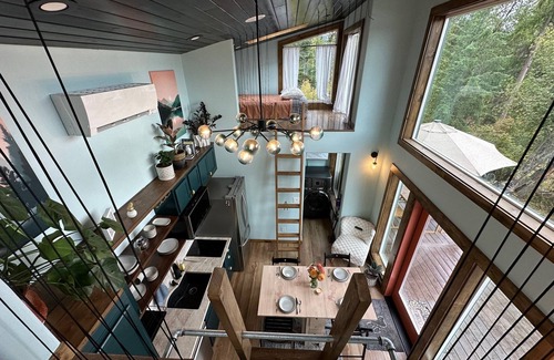 Hayden Lake House | Tiny House on Hayden Lake with beach access and hot tub