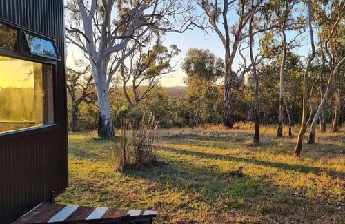 Macclesfield House | Tiny House/Retreat in Adelaide Hills. Secluded, peaceful, country views.