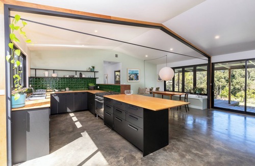 Bermagui House | Tiny Lemon Farm, just 5 minutes from Bermagui!
