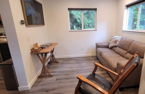Bear Creek House | Tiny Retreat at Stoney Creek