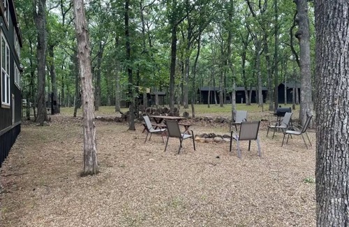 Pottsboro Cabin | Tiny Texoma Treasure: Your Wooded, Lakeside Wonderland