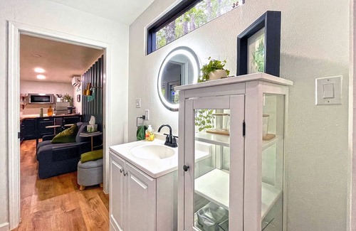 Livingston House | Tiny Timbers Livingston