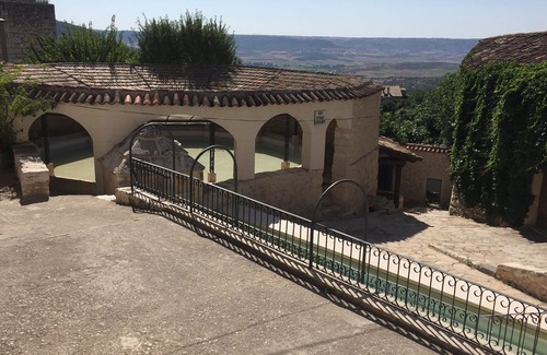 Horche House | TIO MORA RURAL HOUSE, special for children and 40 minutes from Madrid