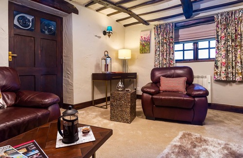 Crosthwaite Cottage | Tipsy Gin Cottage