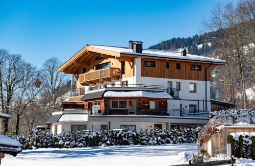 Moosen Apartment | Tirol Chalet Brixen