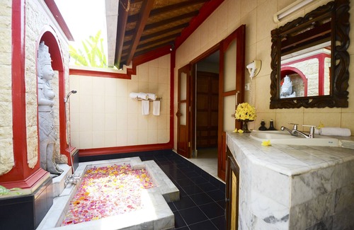 Ababi Hotel | Tirta Ayu Hotel & Restaurant