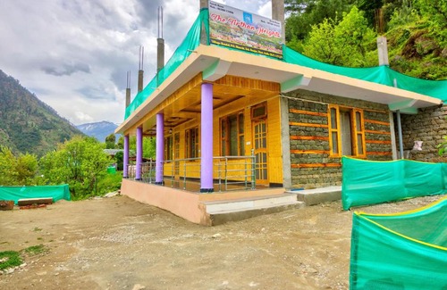 Banjar House | Tirthan Height