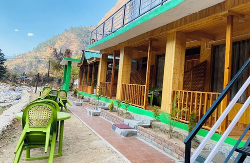 Banjar Cottage | Tirthan Holidays Cottage