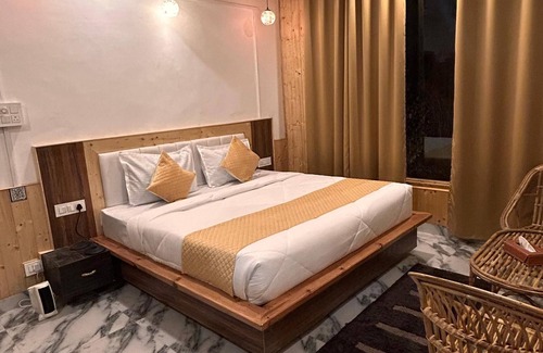 Banjar House | Tirthan Stone Age inn