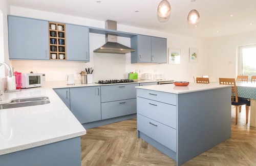 Criccieth Cottage | TIRWYDDAN, family friendly, country holiday cottage in Criccieth