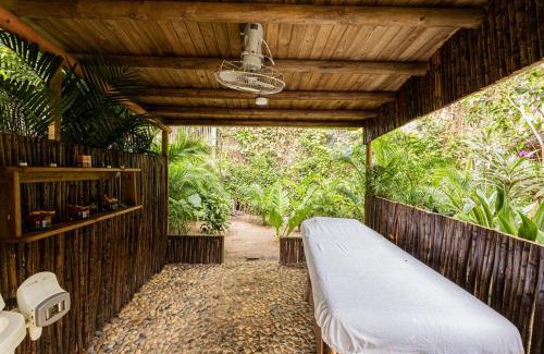 Punta de Canoa House | Tita Tati Disconnect near Cartagena