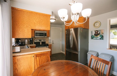 Green Bay Apartment | Titletown Retreat in Green Bay