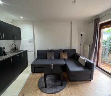 Stadtmitte Apartment | TMJ Apartment 3
