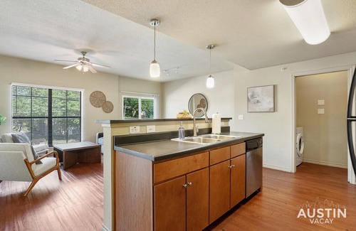 Triangle State Apartment | TNC #206 xxxxxxxxxxx