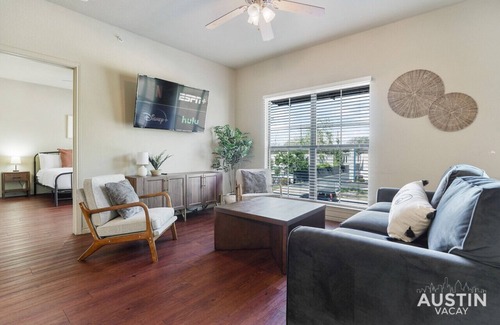 Triangle State Apartment | TNC #206 xxxxxxxxxxx