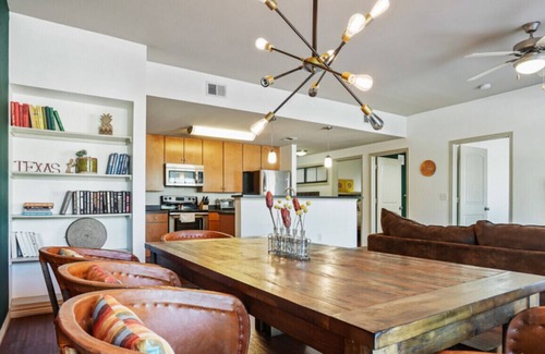 Brentwood Apartment | TNC Combined (205+206)