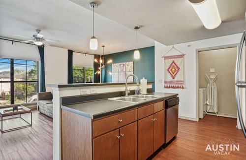 Brentwood Apartment | TNC Combined (205+206)