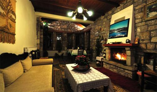 Lake Plastiras Apartment | To Balkoni tis Limnis Plastira