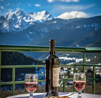 Klavsion House | To Kallion