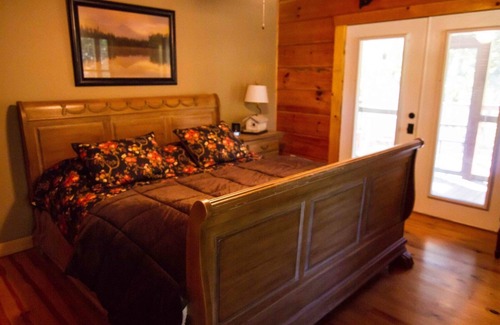 Suches Cabin | Toccoa River Frontage With Year-Round Mountain Views