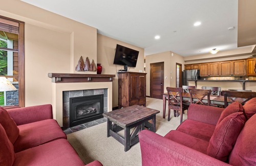Sun Peaks Condo | Tod Mountain Serenity