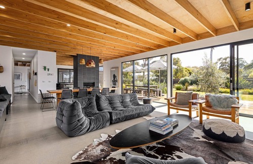 Flinders House | Togo House, Flinders