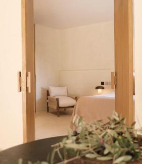 Saint-Paul-de-Vence Hotel | Toile Blanche