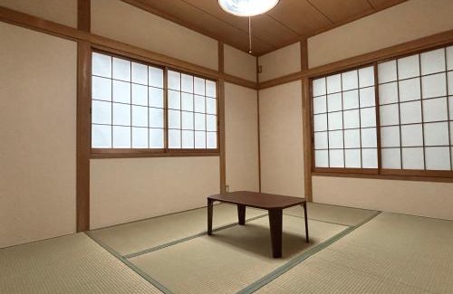 Katsushika Apartment | Tokyo log house with Free parking