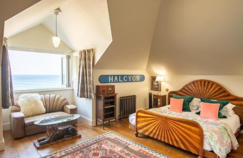 Newquay City Centre Bed & Breakfast | Tolcarne Beach Colonial Restaurant and Rooms