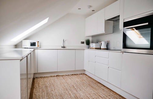 Newquay City Centre House | Tolcarne Stay - Luxury Newquay Apartment