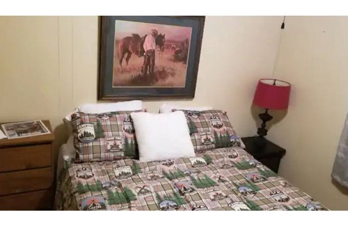 Negreet Cottage | Toledo Bend Cozy Cottage 1 on the water 62 Macy st