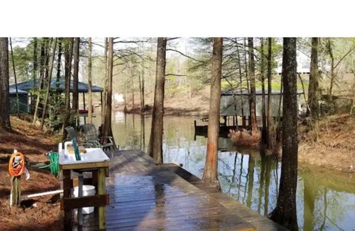 Negreet Cottage | Toledo Bend Cozy Cottage 1 on the water 62 Macy st