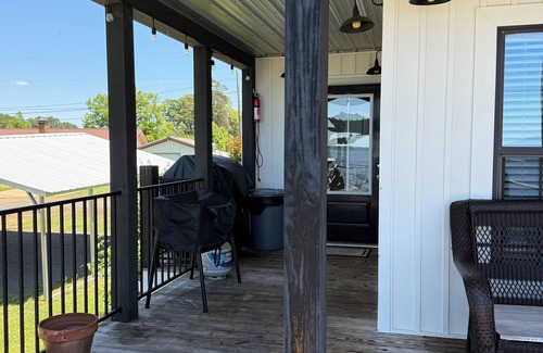 Negreet House | Toledo Bend! Great Fishing with Great Sunsets!