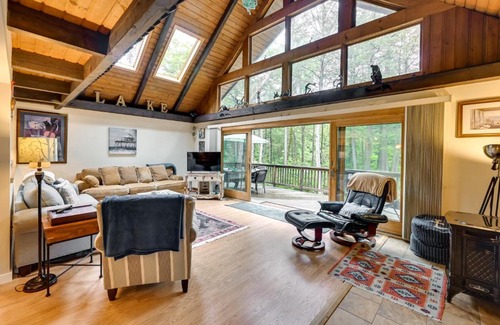 Tolland House | Tolland Cabin with Private Hot Tub and Grill!