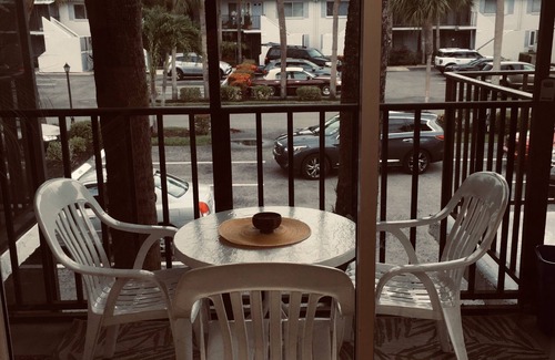 East Naples Condo | "TOMMY BAHAMAS CONDO"
