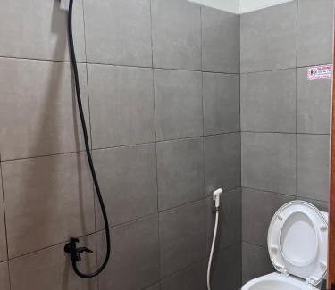 Labuan Bajo House | Tongkonan Homestay Labuan Bajo
