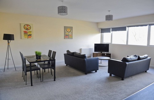Ipswich Apartment | Toothbrush Apartments - Central Ipswich East - Rope Walk