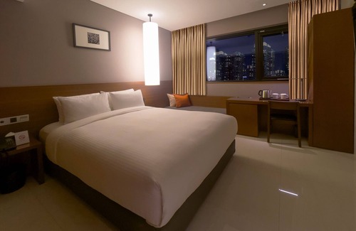 Gunsan Hotel | Top Cloud Hotel Gunsan