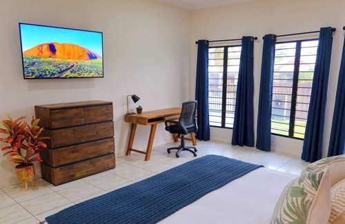 Gunn House | Top End Getaway - Luxury Home