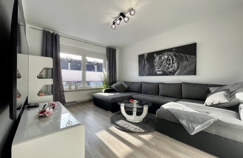 Schultendorf Apartment | -Top equipment- Free Netflix/Wifi/Parking