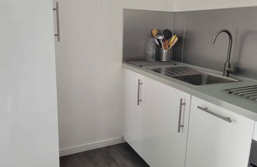 Pornic Apartment | Top floor 2-room apartment with side sea view and terrace/300 m Beach