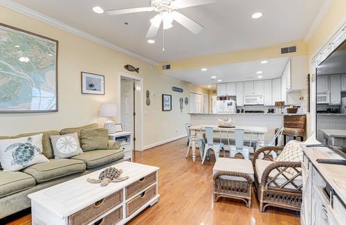 Edisto Island House | Top-floor 3rd-row condo with balcony, AC, outdoor pool & beach access