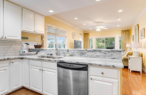 Edisto Island House | Top-floor 3rd-row condo with balcony, AC, outdoor pool & beach access